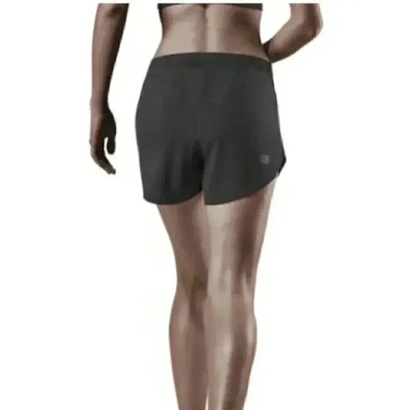 Race Loose Fit Shorts, Women - Picture 6 of 9